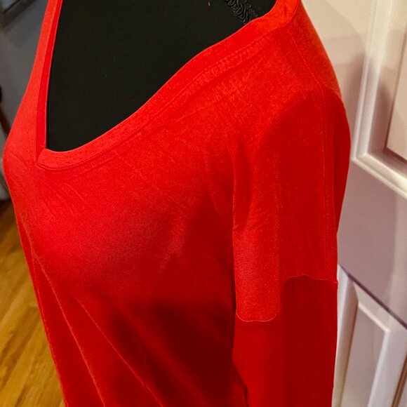 NWT INC International Concepts Women's Real Red Pullover Blouse Top Size S - Picture 3 of 5